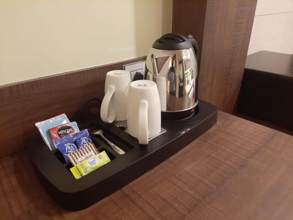 Hotel Rimi International Αγκαρτάλα Εξωτερικό φωτογραφία