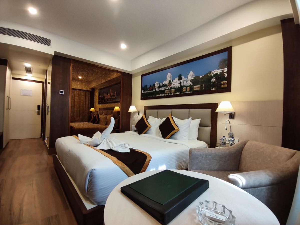 Hotel Rimi International Αγκαρτάλα Εξωτερικό φωτογραφία