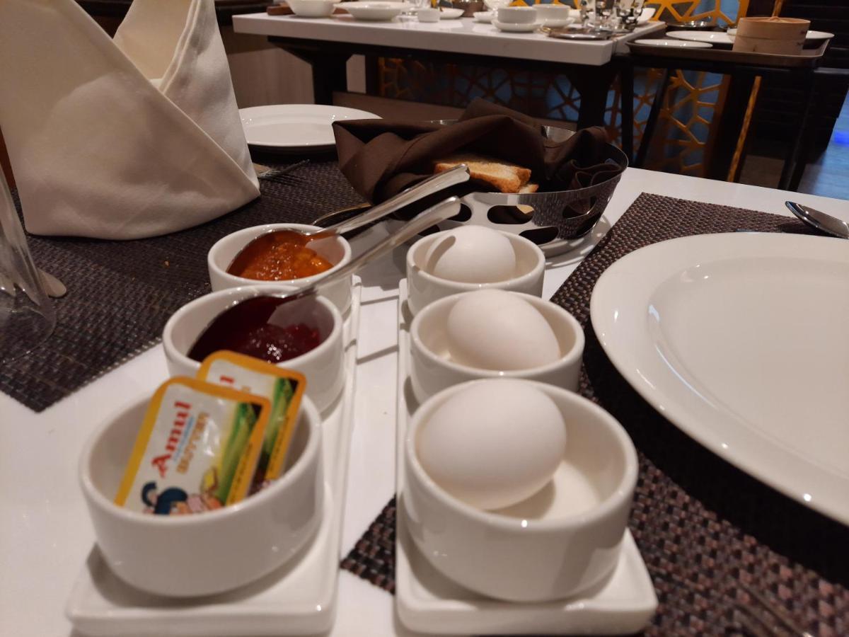 Hotel Rimi International Αγκαρτάλα Εξωτερικό φωτογραφία
